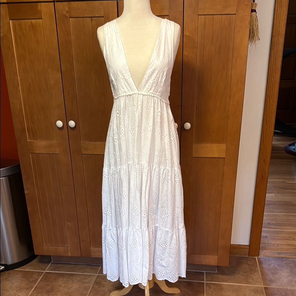 Pilyq White eyelet Sleeveless coverup dress.  XS/S. NWT